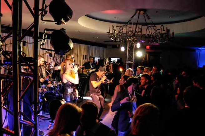 945451_381544581975886_940362232_n