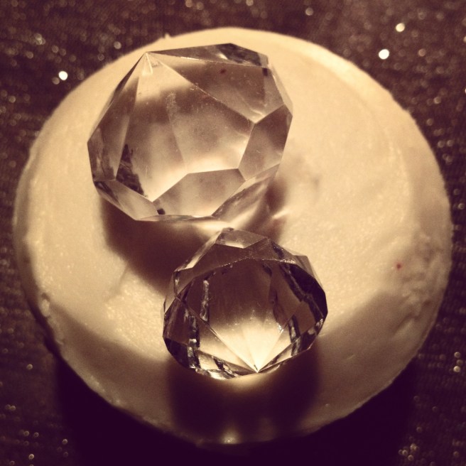 Homecoming surprise with dear friends, my madre, prosecco and Sprinkles gluten free cupcakes of course!